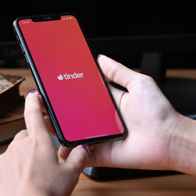 tinder-swipe