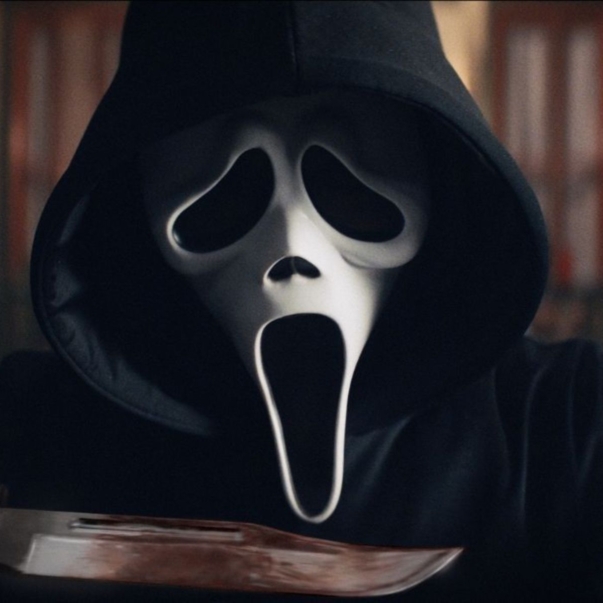 ghostface-in-scream-2022-nestandard1