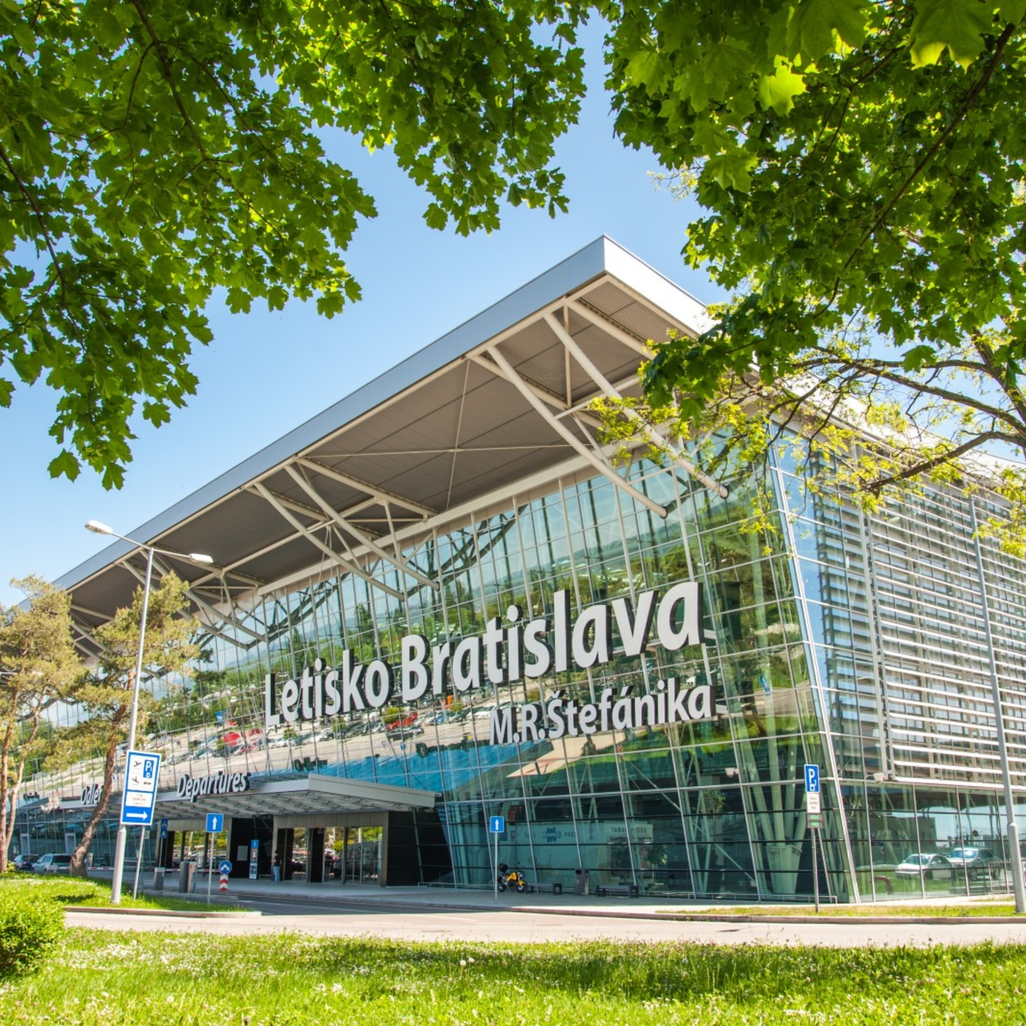 letisko bratislava