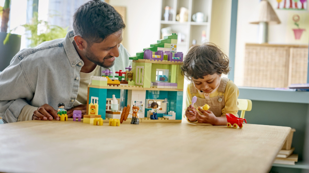 Lego_duplo_Moderný rodinný dom 3 v 1 s figúrkami