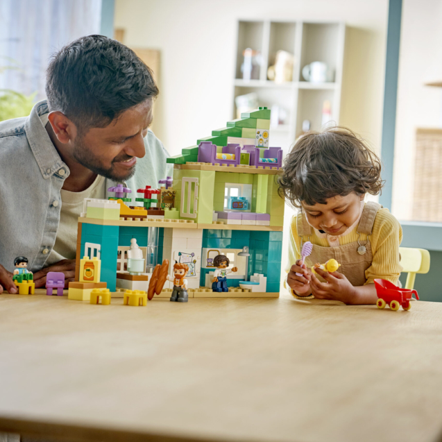 Lego_duplo_Moderný rodinný dom 3 v 1 s figúrkami