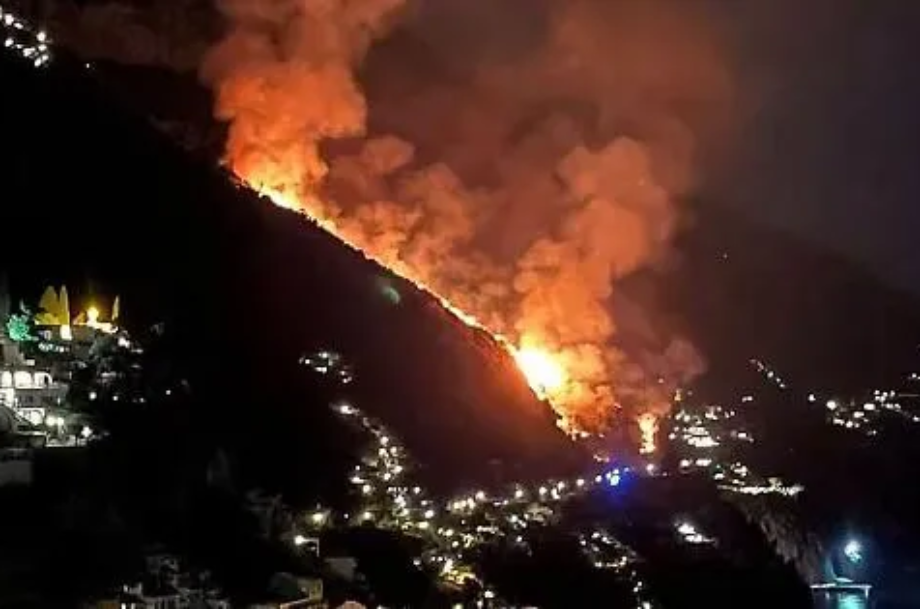 požiar amalfi positano